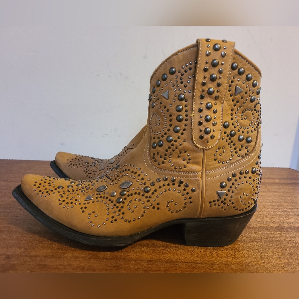 Old Gringo Studded Tan Ankle Boots Size 7.5 - Picture 4 of 6